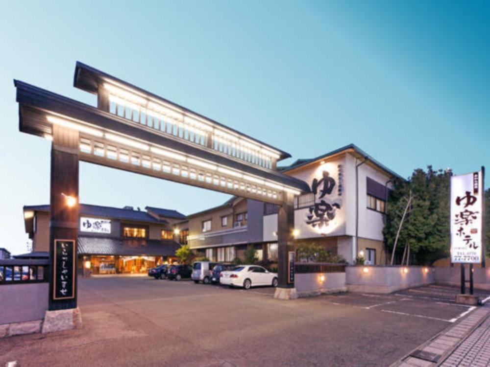 Yuraku Hotel Awara Buitenkant foto