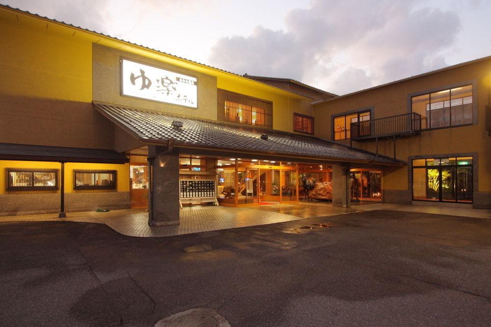 Yuraku Hotel Awara Buitenkant foto