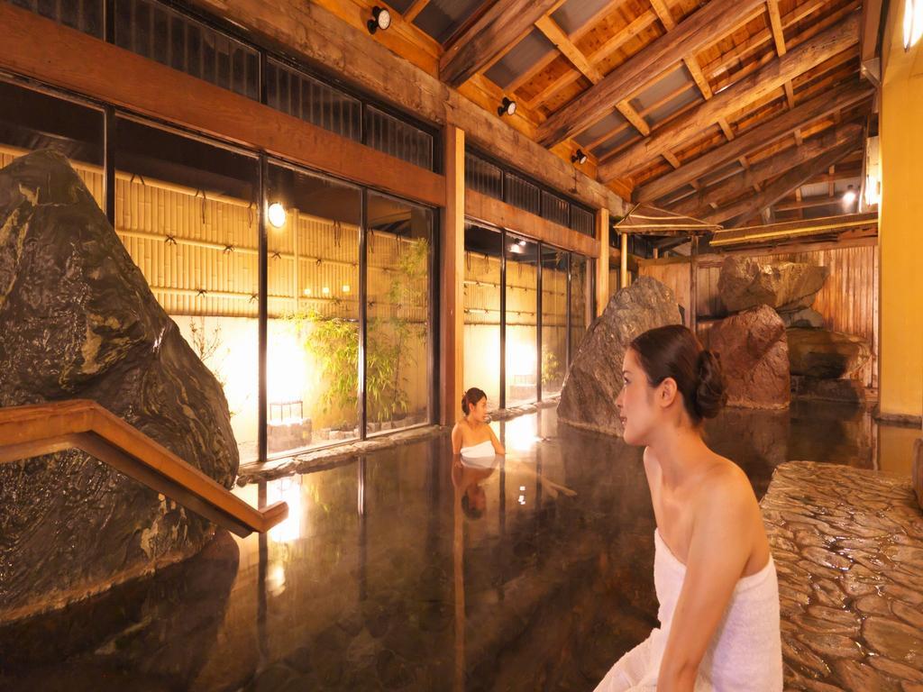 Yuraku Hotel Awara Buitenkant foto